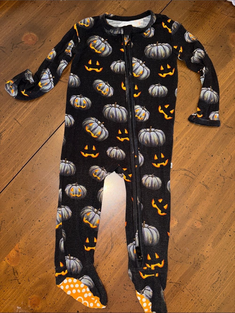 Little Bum Bums One-Piece Pajamas sz 9-12M
